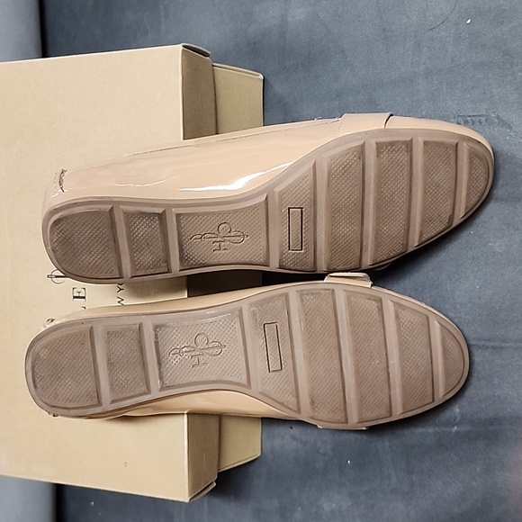 Nude patent Cole Haan loafers in size 8 - Picture 2 of 4
